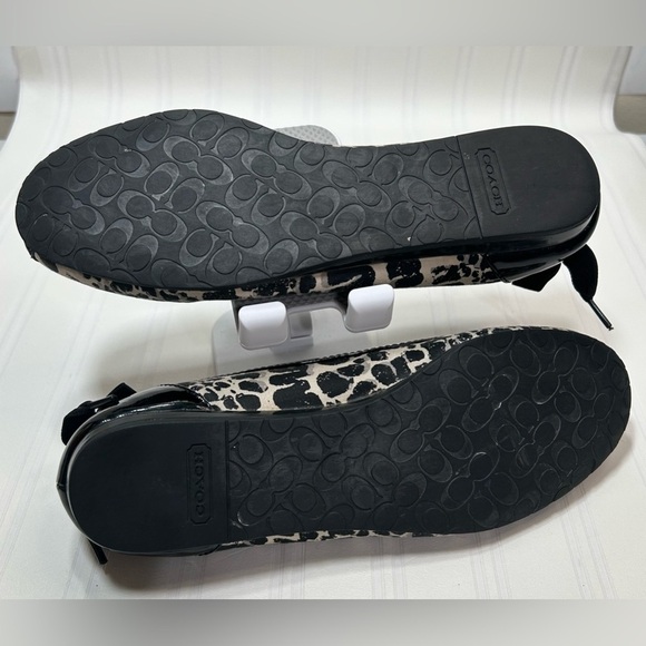 Coach Reagan Flats Loafers Shoes Women Size 8B Black Cream Cheetah Print Slip On - Picture 11 of 11